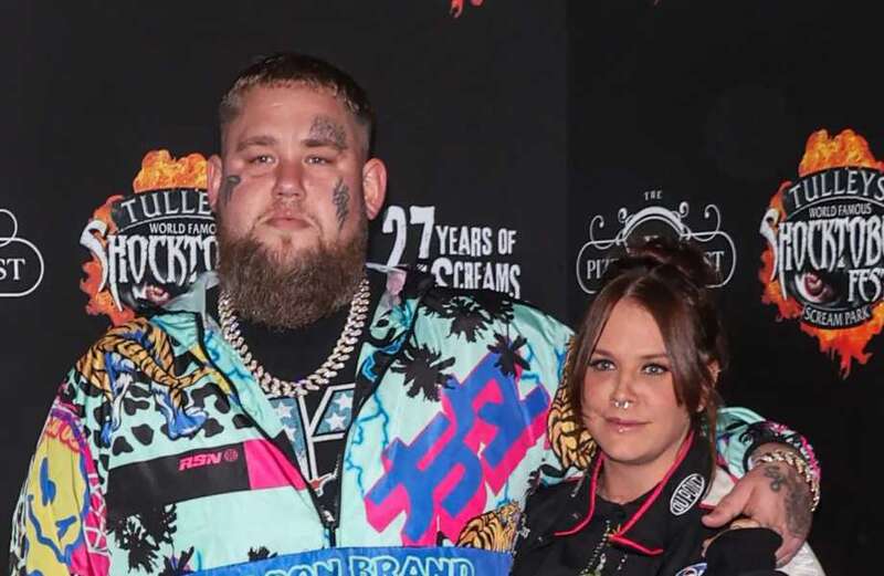 Rag ‘N’ Bone Man shares unlikely location he proposed to his girlfriend