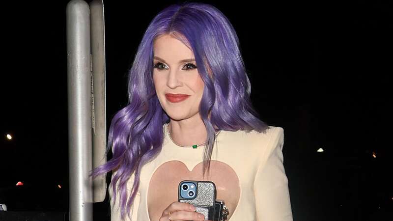 Kelly Osbourne unveils shrinking frame in daring dress after huge transformation