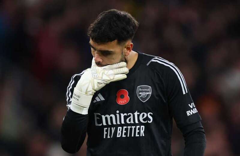 Why is David Raya not playing for Arsenal against Brentford?