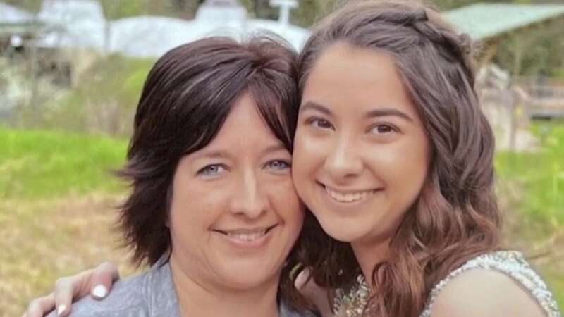 Sydney Powell with her mum Brenda, who she stabbed 23 times (Image: Youtube/COURTTV)