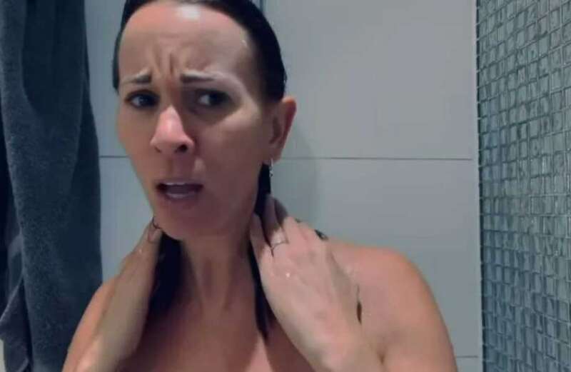 Andrea McLean strips fully naked to recreate iconic Christmas film scene