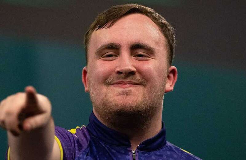 Darts fans joked it is the Manchester United star that copies Luke Littler