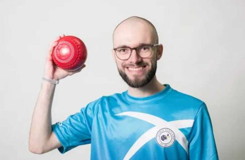 Aside from competing in professional bowls, Jason works as a design engineer