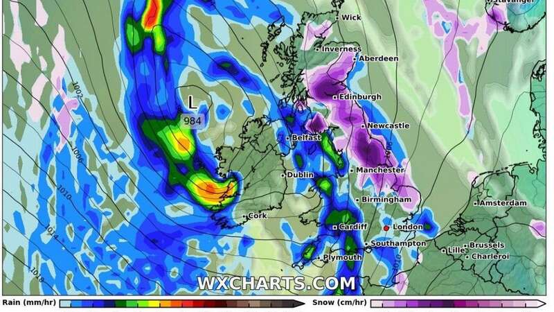 Chilling weather maps show exact date 500-mile-wide Arctic blast will freeze UK