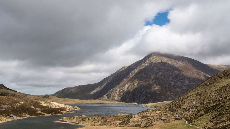 The tremor struck near Wales