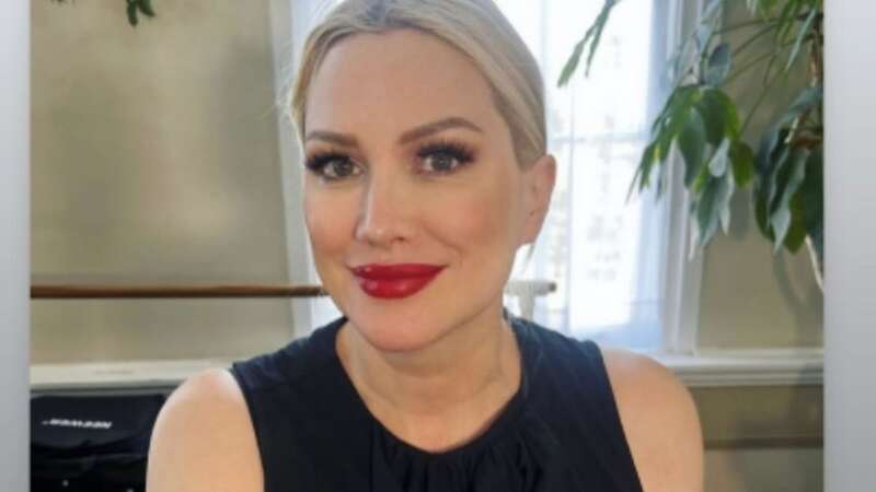 Alice Evans shows off 2.8st weight loss in velvet mini dress 3 years after bitter split from Ioan Gruffudd (Image: @aliceevnsgruff/Instagram)