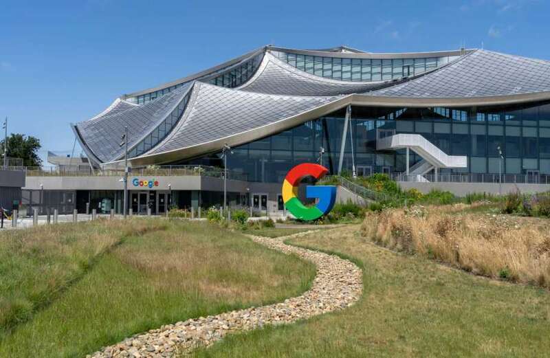 Google had been very proud of its eco-friendly building but has been struggling to fix its internet issues