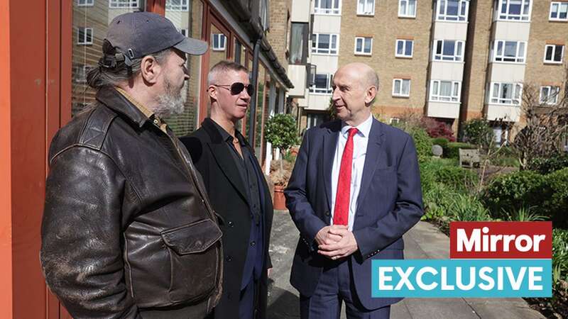 John Healey, Shadow Secretary of State for Defence visits Sir Oswald Stoll Mansions (Image: Ian Vogler / Daily Mirror)