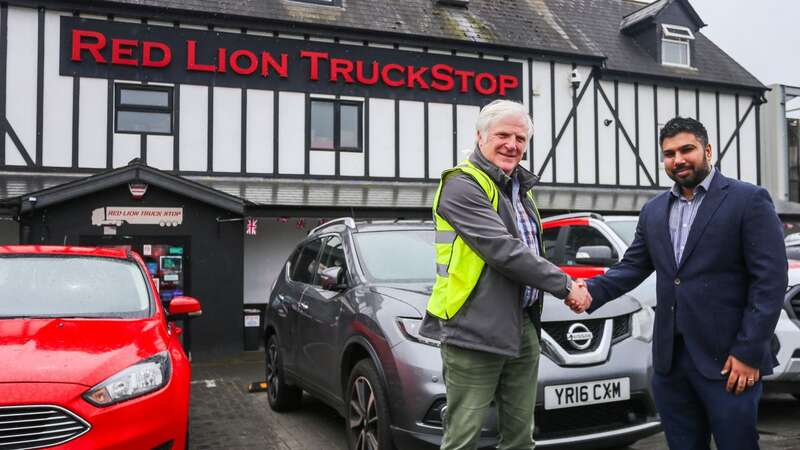 Stuart Willetts, the UK Network Business Development Manager for SNAP (L) and Ali Sadrudin, the owner of the Red Lion Truck Stop (Image: SWNS)