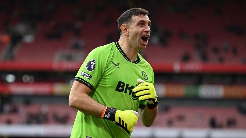 Emi Martinez celebrates Aston Villa