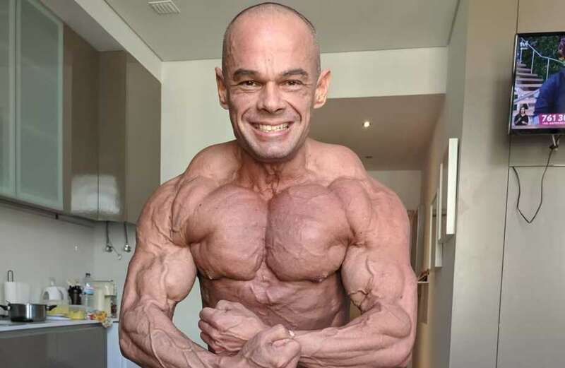 The bodybuilder claimed he never went to commercial gyms and trained his body at home