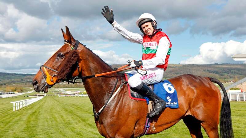 Paddy Brennan gives a wave after riding his final winner at Cheltenham (Image: RACINGFOTOS.COM)