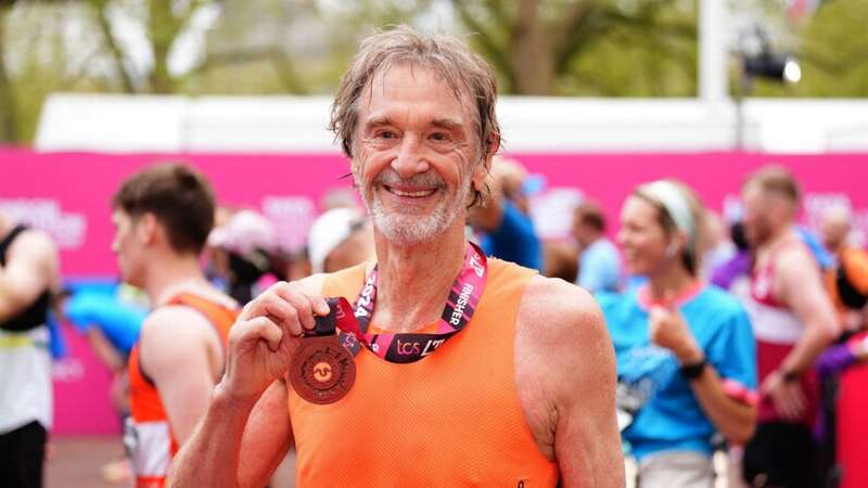 Sir Jim Ratcliffe runs the 2024 London Marathon