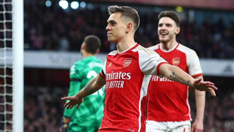 Leandro Trossard set Arsenal on their way as they smashed Chelsea