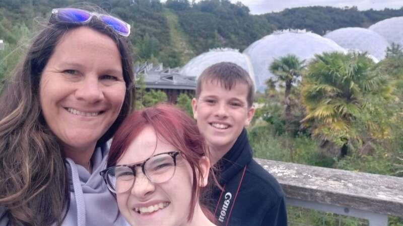 Mum Emma with her children (Image: Focus Features)