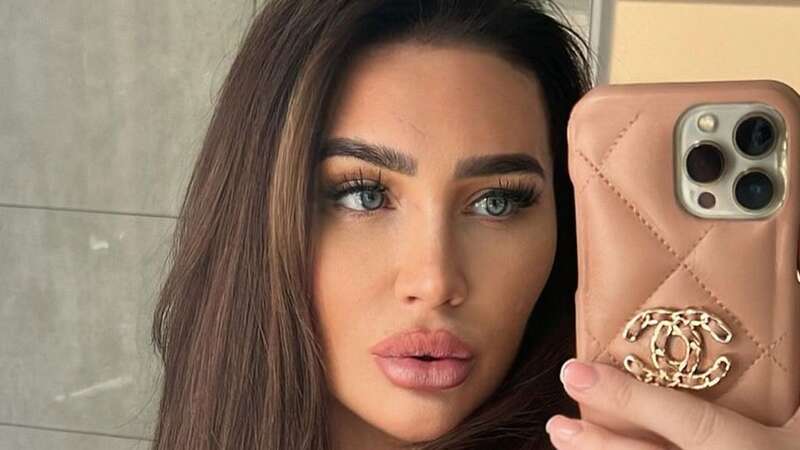 After posing up a storm, Lauren Goodger reminded some people of another TOWIE star