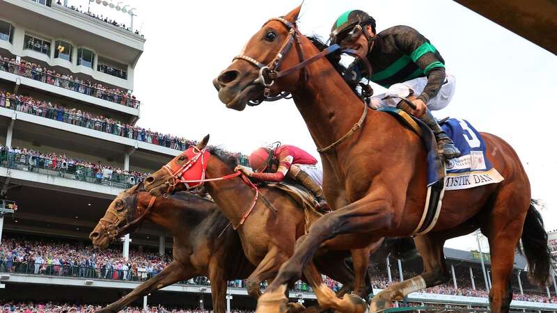 Mystik Dan (near side) wins the Kentucky Derby in a three-way photo (Image: Getty Images)