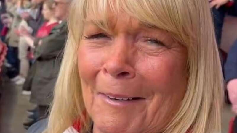 Linda Robson 