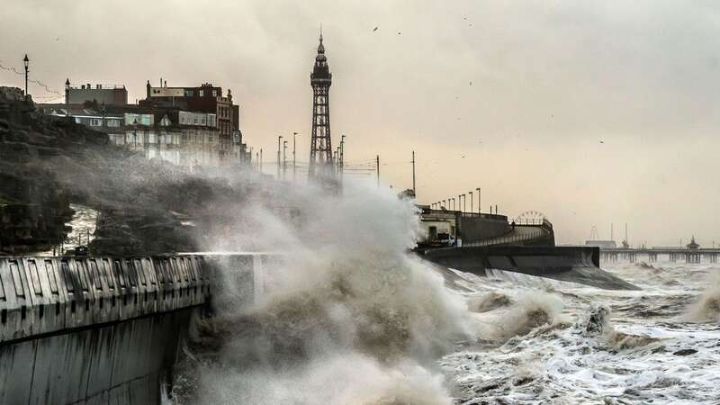 Brits with asthma have been advised to stay indoors as the country is set for stormy weather (Image: PA)