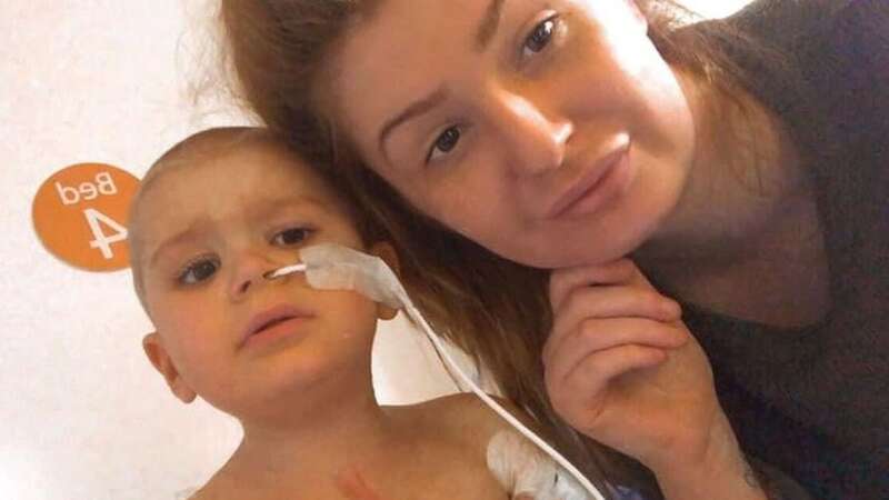 Mason Keating, two, and mum Ellie in hospital (Image: Kennedy News and Media)