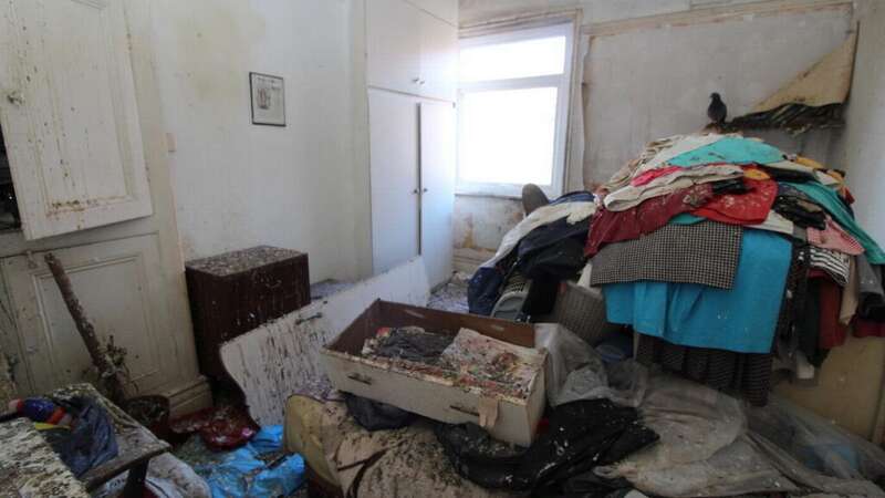 This house is inhabited by pigeons and covered by grime on every surface (Image: Mediadrumimages/Rightmove)