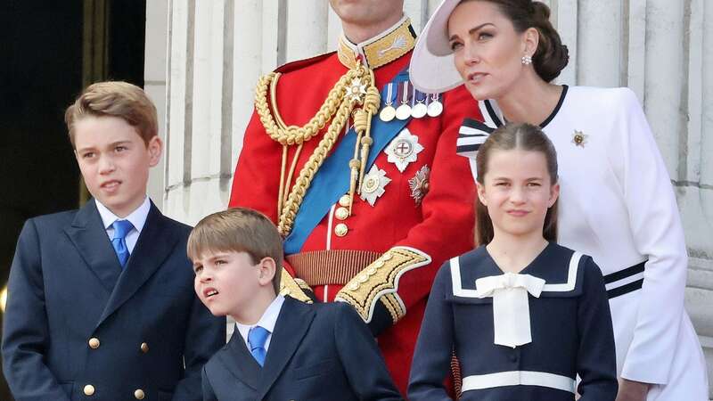 Prince Louis giggles as he travels with his mum (Image: Wiktor Szymanowicz/Future Publis)