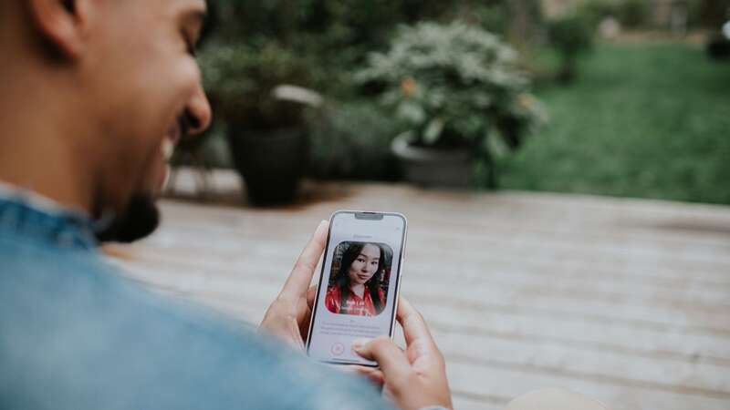 People have lost trust in dating apps thanks toa toxic hook-up culture (stock photo) (Image: Getty Images)