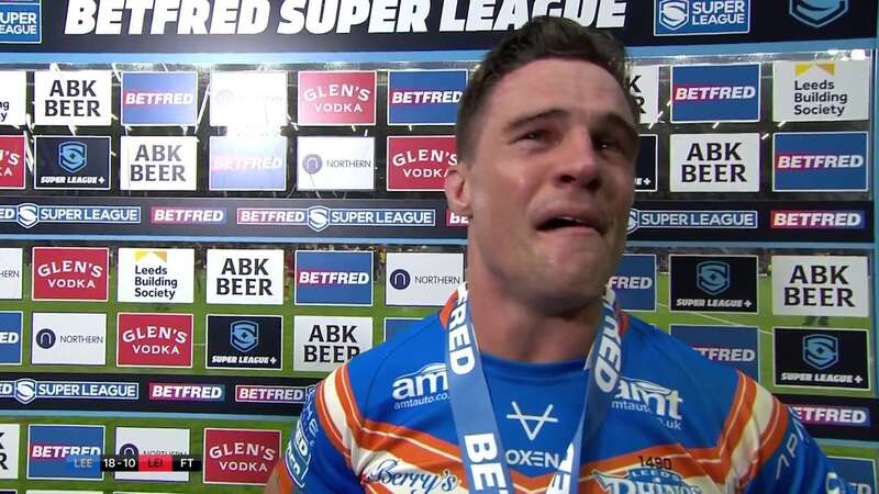 Leeds Rhinos star breaks down in tears over Rob Burrow in emotional TV interview