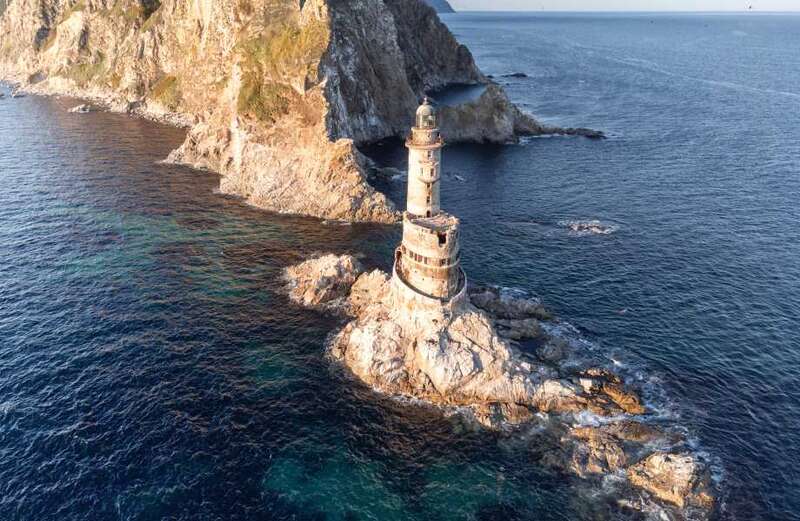 The lighthouse was powered using atomic batteries