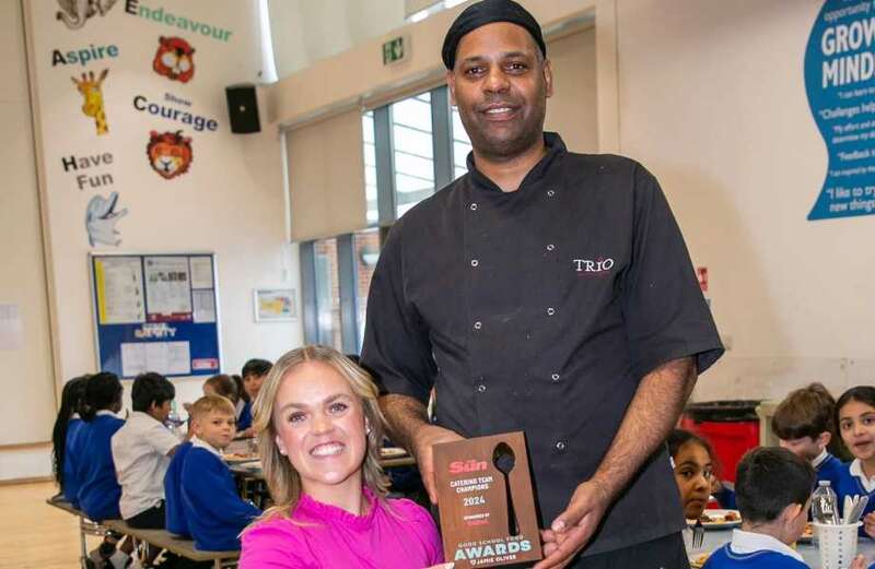 The Sun helped Jamie to launch the Good School Food Awards last year