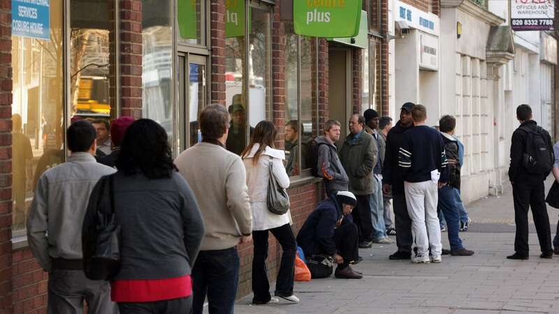 The DWP is moving everyone on legacy benefits over to Universal Credit (Image: Getty Images)