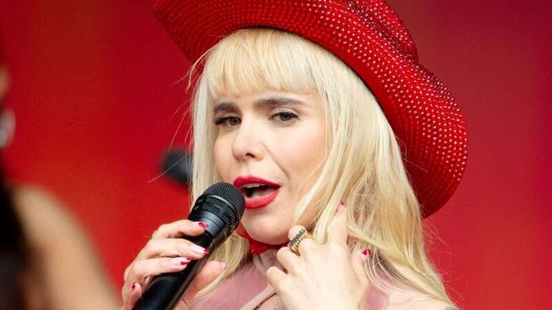 Paloma Faith pays emotional tribute to Amy Winehouse at Glastonbury