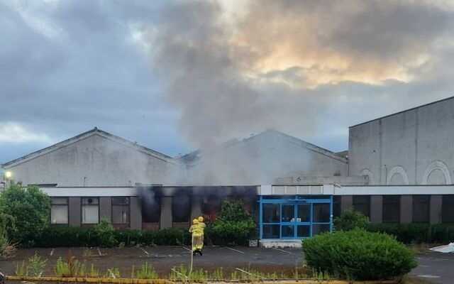 Dublin’s ex-factory, planned for asylum seekers, goes up in flames