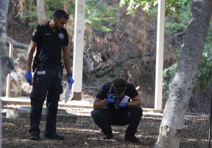 Palestinian kills two in stabbing attack in Israel