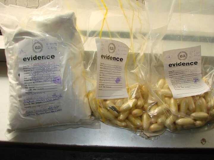 Nigeria has arrested a man for attempting to smuggle 88 drug wraps hidden in his stomach