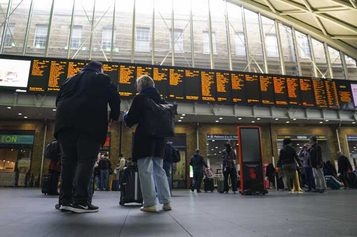 Man arrested for ‘Islamophobic’ hack of Network Rail system