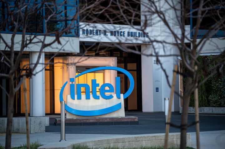 Intel wins battle to overturn $1.14 billion EU antitrust fine in ongoing case