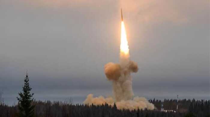 Ukraine reports Russia fired an intercontinental ballistic missile at Dnipro