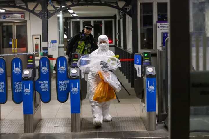 Elizabeth line worker dies from head injuries following station attack