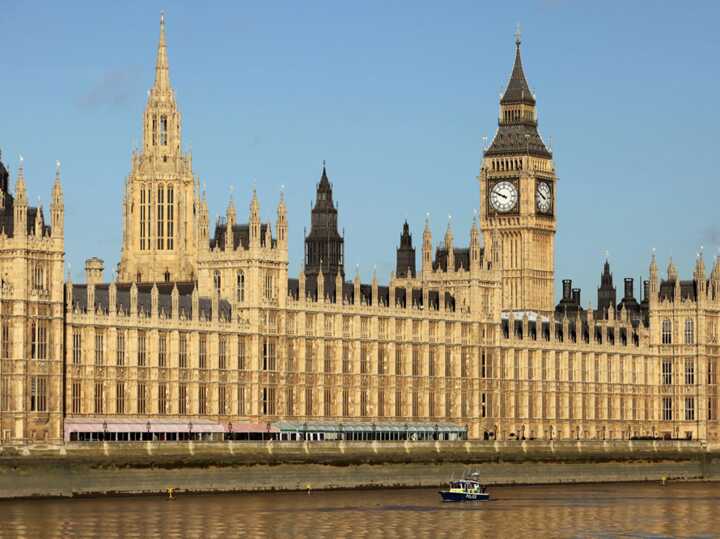 Russian diplomats infiltrate restricted House of Lords area, sparking alarm