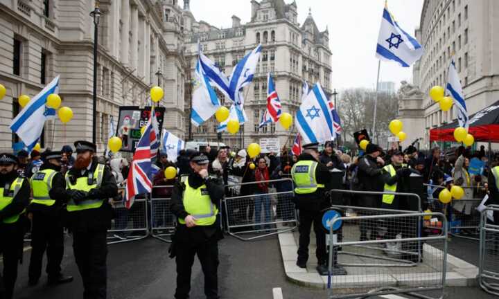 A spokesperson for Campaign Against Antisemitism said it was shameful that the Met had refused to act until now when it appears that the war might be ending