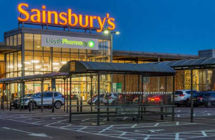 Sainsbury’s to cut over 3,000 jobs - with all cafes to close