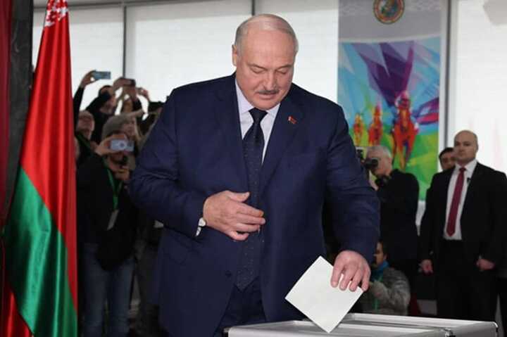 Belarus exit poll shows Lukashenko with 87.6% of the vote in presidential election