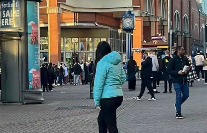 Potteries Centre evacuated in Stoke after suspicious package found, bomb squad called