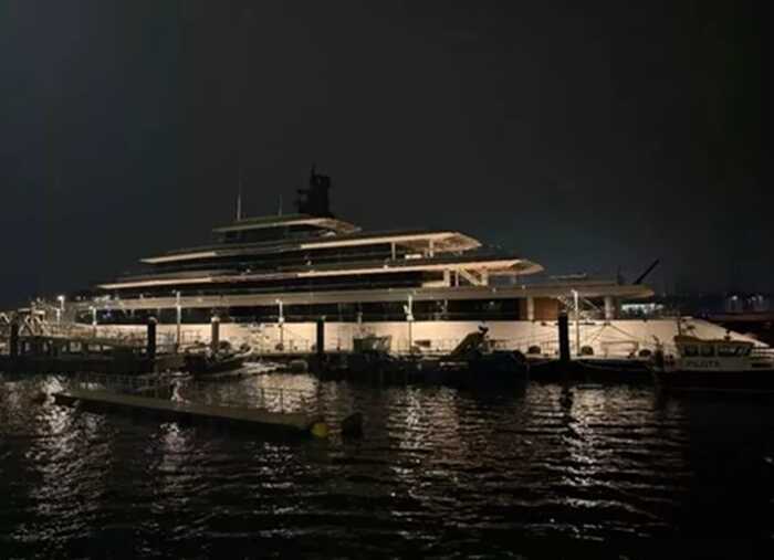 Billionaire Graeme Hart’s £200m superyacht Ulysses stuns onlookers in UK port