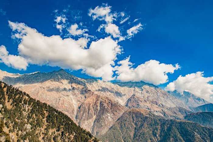 British tourist dies after falling while trekking in India’s Dhauladhar mountains