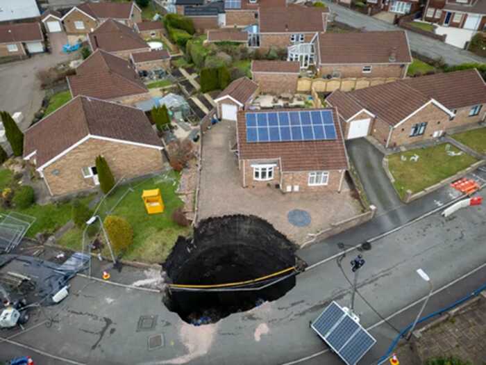 12,000 tonnes of stone used to fill massive 40ft sinkhole in Merthyr Tydfil