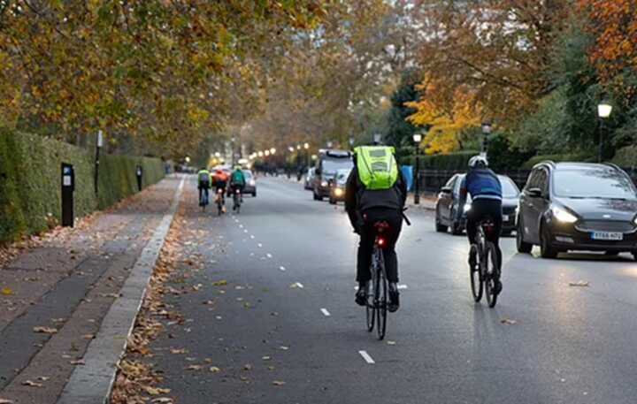 Cyclists in Regent’s Park targeted by masked thieves on motorbikes