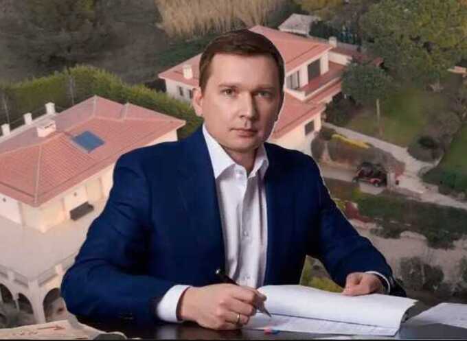 Dmitry Artyakov, son of the deputy chief of Rostec, has been detained in Spain on suspicion of money laundering